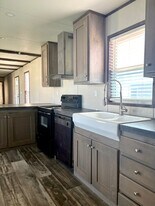 333 1610 in Dublin, TX - Building Photo