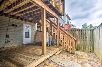 4 Regalwood Terrace in Burtonsville, MD - Building Photo - Building Photo