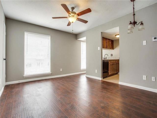 property at 2003 Bennett Ave