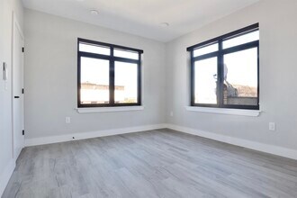 80 Romaine Ave-Unit -5A in Jersey City, NJ - Building Photo - Building Photo