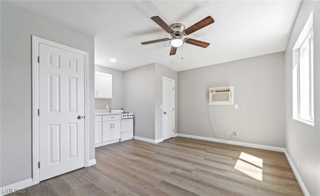 306 Eastminister Ct in Henderson, NV - Building Photo - Building Photo