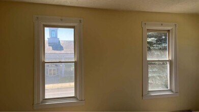 85 N Kennebec Ave in Mcconnelsville, OH - Building Photo - Building Photo