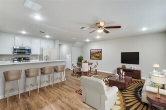 5700 Giddyup Ln in Fort Worth, TX - Building Photo - Building Photo