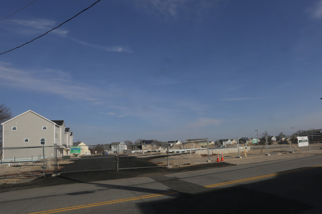 Mill City Crossing in Lowell, MA - Foto de edificio - Building Photo