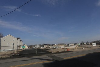 Mill City Crossing in Lowell, MA - Foto de edificio - Building Photo