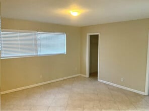 5424 Jefferson St in Hollywood, FL - Building Photo - Building Photo