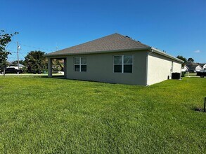 2098 SW Altman Ave in Port St. Lucie, FL - Building Photo - Building Photo