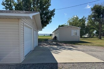 3430 Old Hwy 10 W in Laurel, MT - Building Photo - Building Photo