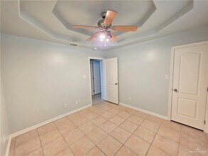 7 S Dahlia St in Pharr, TX - Building Photo - Building Photo