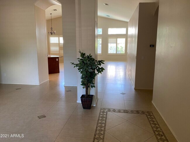 2350 W Maplewood St in Chandler, AZ - Building Photo - Building Photo