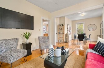 9 Woodman St in Boston, MA - Building Photo - Building Photo