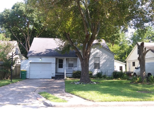 property at 506 Scott St