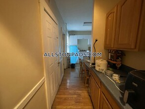 192 Kelton St in Boston, MA - Building Photo - Building Photo