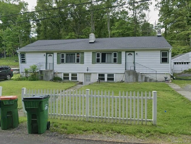 property at 33 E Vacation Dr