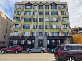 The Annason in Milwaukee, WI - Building Photo