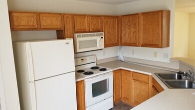 321 Campus Ln in Bluffton, SC - Building Photo - Building Photo