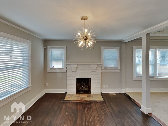 901 Ambassador St