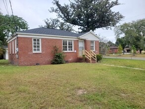 905 Ethan Allen St in Jacksonville, FL - Building Photo - Building Photo