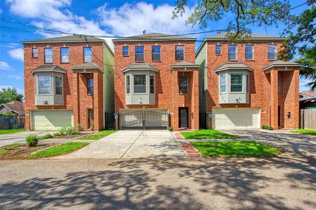1006 Temple St in Houston, TX - Building Photo