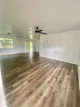 2076 7th Ave SW in Vero Beach, FL - Building Photo - Building Photo