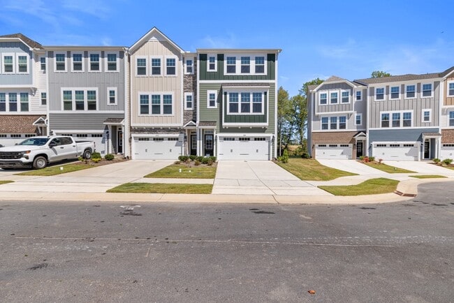 property at 2114 Kettle Falls Station
