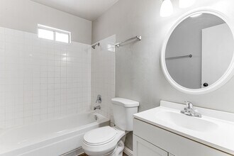 444 N 13th St in Las Vegas, NV - Foto de edificio - Building Photo