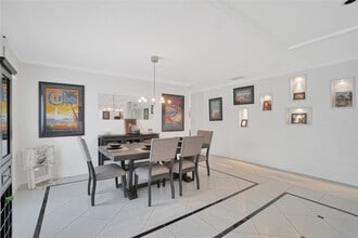 8101 SW 198th St in Cutler Bay, FL - Building Photo - Building Photo