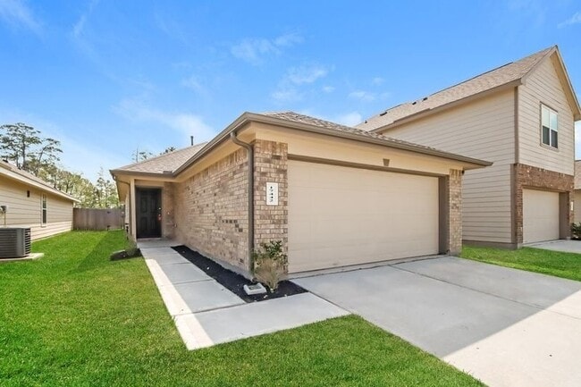 property at 17422 Linthorne St