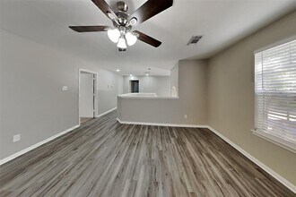 3135 Rainpark Ln in Katy, TX - Building Photo - Building Photo