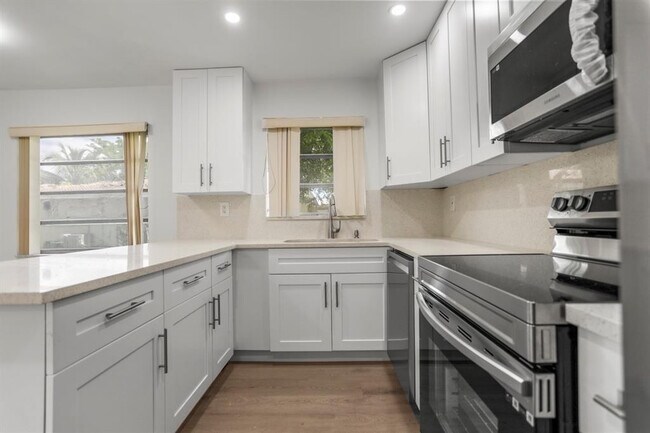 8291 St in Coral Springs, FL - Building Photo - Building Photo