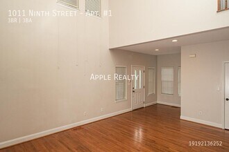 1011 Ninth St in Durham, NC - Building Photo - Building Photo