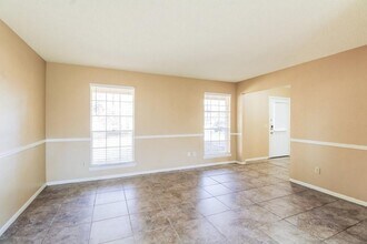 16927 Kettle Creek Dr in Spring, TX - Building Photo - Building Photo