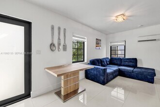 7910 Byron Ave in Miami Beach, FL - Building Photo - Building Photo