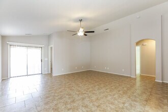 8556 W Sonora St in Tolleson, AZ - Building Photo - Building Photo