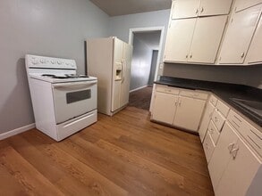 2207 S Minneapolis St in Wichita, KS - Building Photo - Building Photo