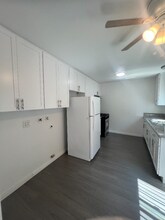1827 W Glencrest Ave in Anaheim, CA - Building Photo - Building Photo
