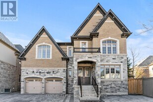 18 Landview Rd in Brampton, ON - Building Photo