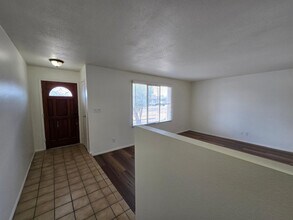 2527 S Rita Ln in Tempe, AZ - Building Photo - Building Photo