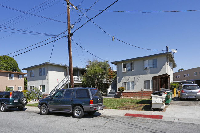 Rogers Apartments in San Jose, CA - Building Photo - Building Photo