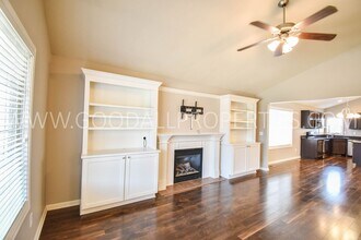 1255 SE Waddell Way in Waukee, IA - Building Photo - Building Photo