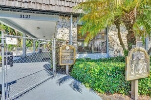 3119 Oakland Shores Dr, Unit C110 in Oakland Park, FL - Building Photo