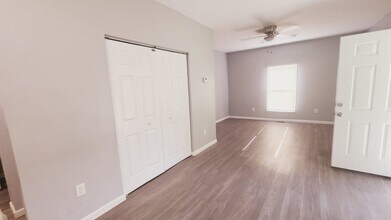 2102 Adams Ave in Knoxville, TN - Building Photo - Building Photo