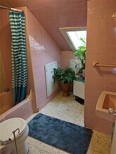 58 Atherton St, Unit 3 in Somerville, MA - Foto de edificio - Building Photo