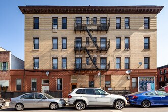 471 Carroll St in Brooklyn, NY - Foto de edificio - Building Photo