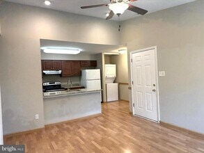 258 Barclay Ct in West Deptford, NJ - Building Photo - Building Photo