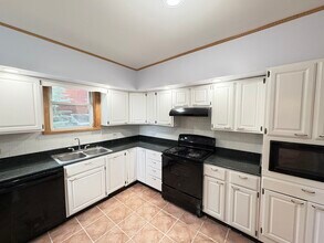 6345 Morrowfield Ave in Pittsburgh, PA - Building Photo - Building Photo