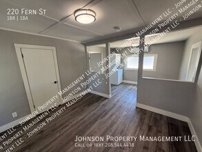 220 Fern St in Nampa, ID - Building Photo - Building Photo