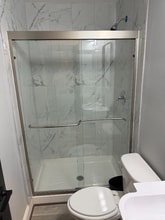 716 E 23rd St in Baltimore, MD - Foto de edificio - Building Photo