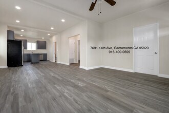 7091 14th Ave in Sacramento, CA - Building Photo - Building Photo