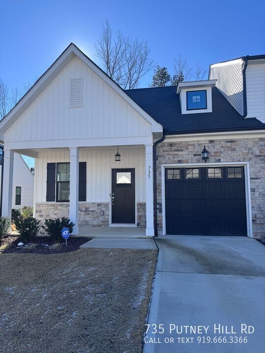 735 Putney Hl Rd in Zebulon, NC - Building Photo